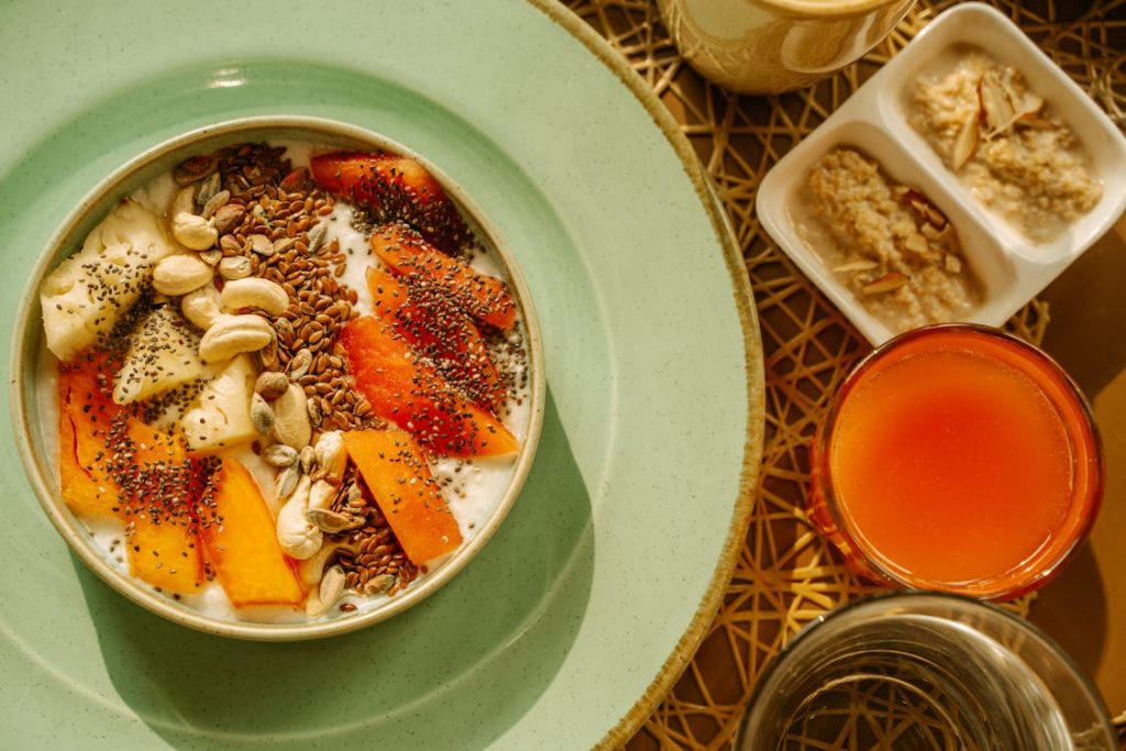 3 Tips Diet Sempurna Agar Memiliki Tubuh Kuat dan Sehat 2 oatmeal quinoa dan ubi jalar
