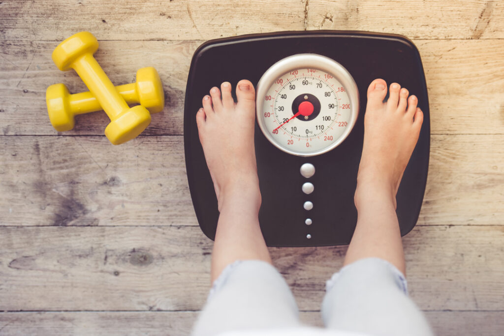 Rutinitas Pagi Hari Yang Sempurna Untuk Membangun Otot 2 menimbang berat badan